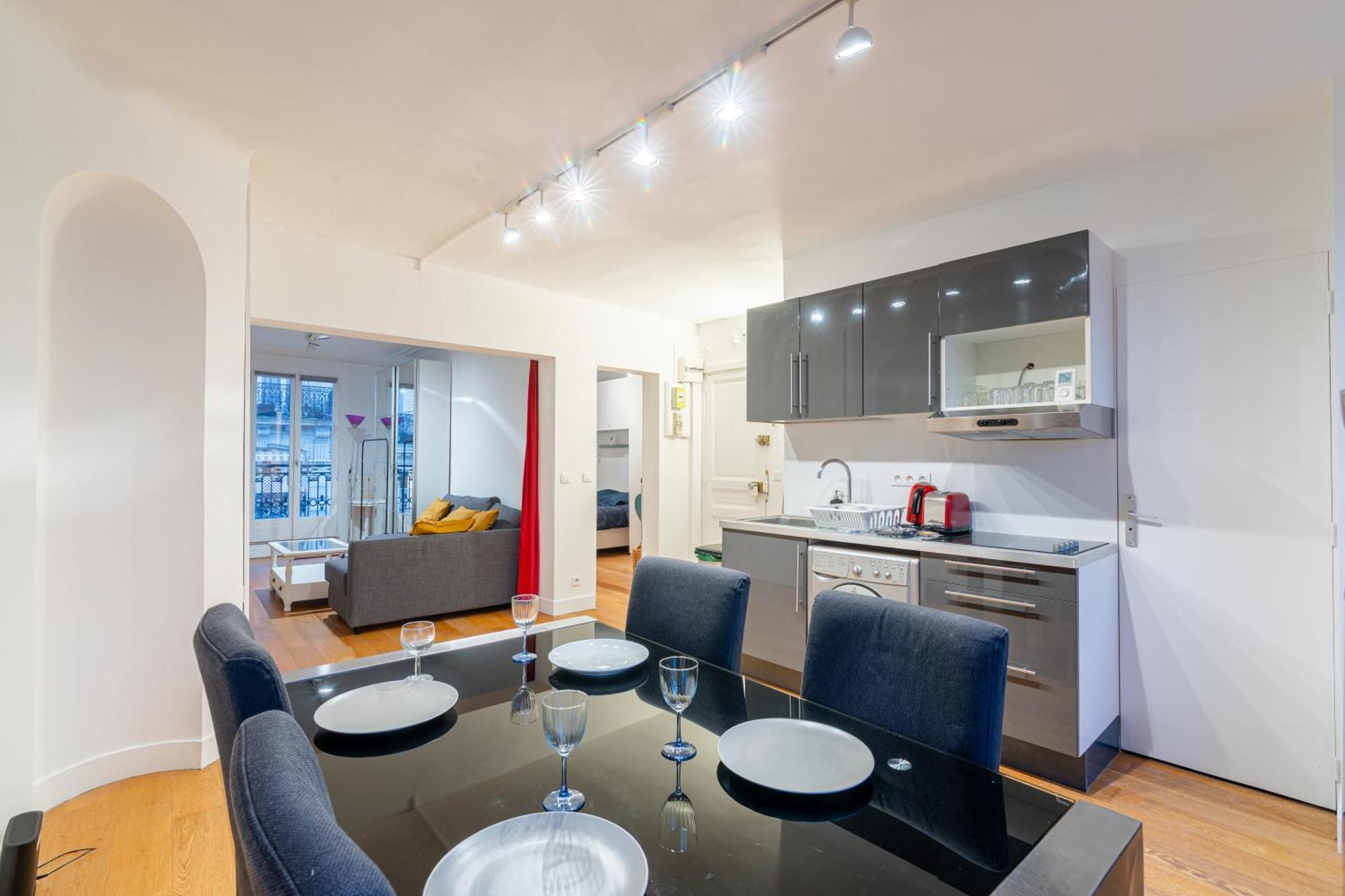 Luxurious 1 Bedroom Tour Eiffel Saint Dominique Free Netflix Παρίσι Εξωτερικό φωτογραφία